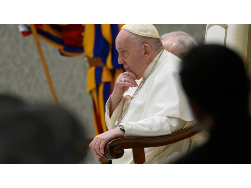 Popiežius: neužmirškime Ukrainos, kasdien melskime nuolatinės taikos