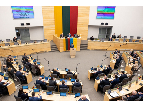 seimas1